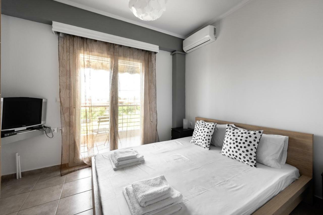 Nikiti Maisonette On The Beach By Luxlikehome Kültér fotó