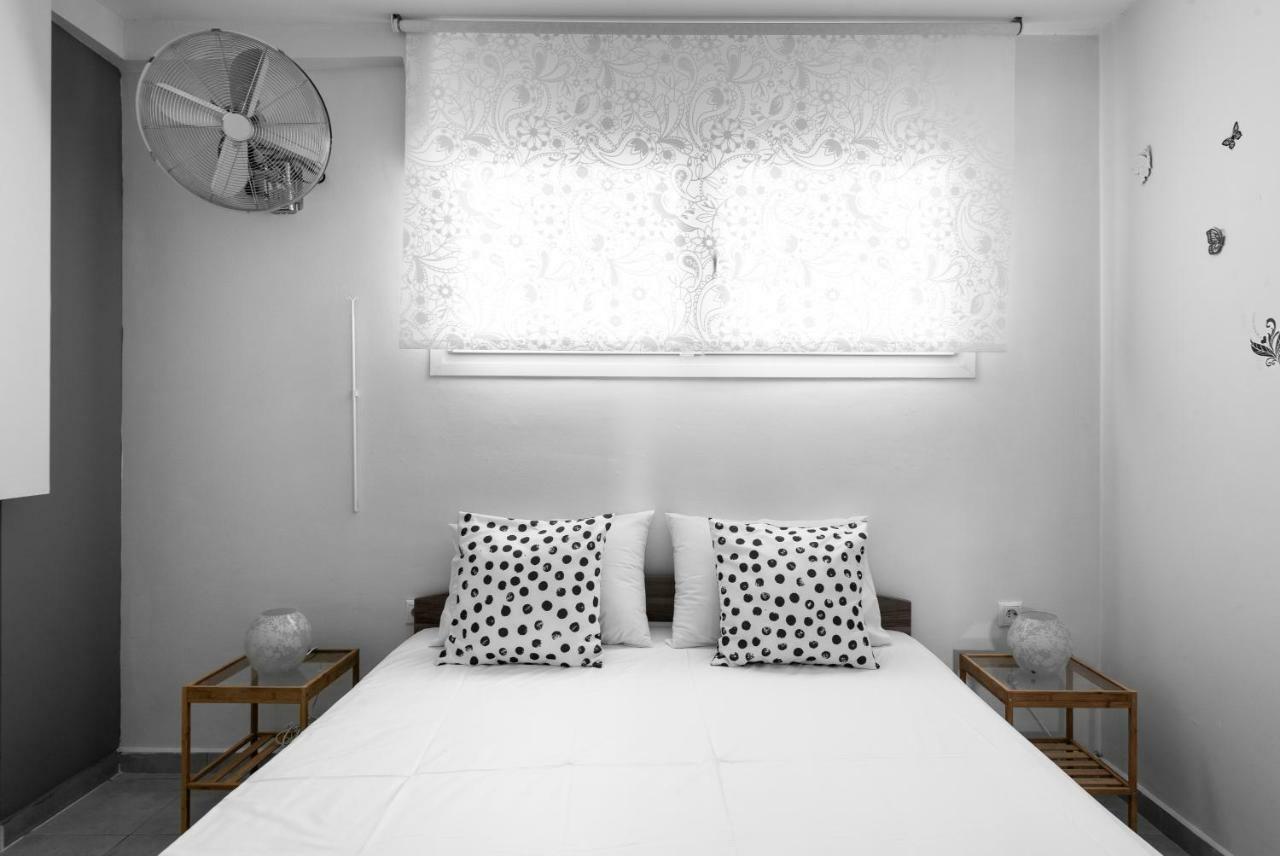 Nikiti Maisonette On The Beach By Luxlikehome Kültér fotó