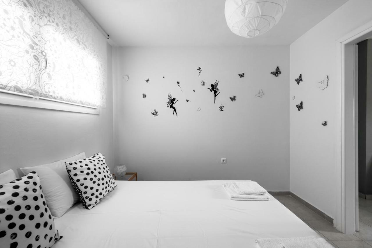 Nikiti Maisonette On The Beach By Luxlikehome Kültér fotó